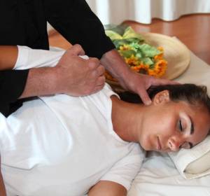 Trattamento Shiatsu Namikoshi (su Futon)